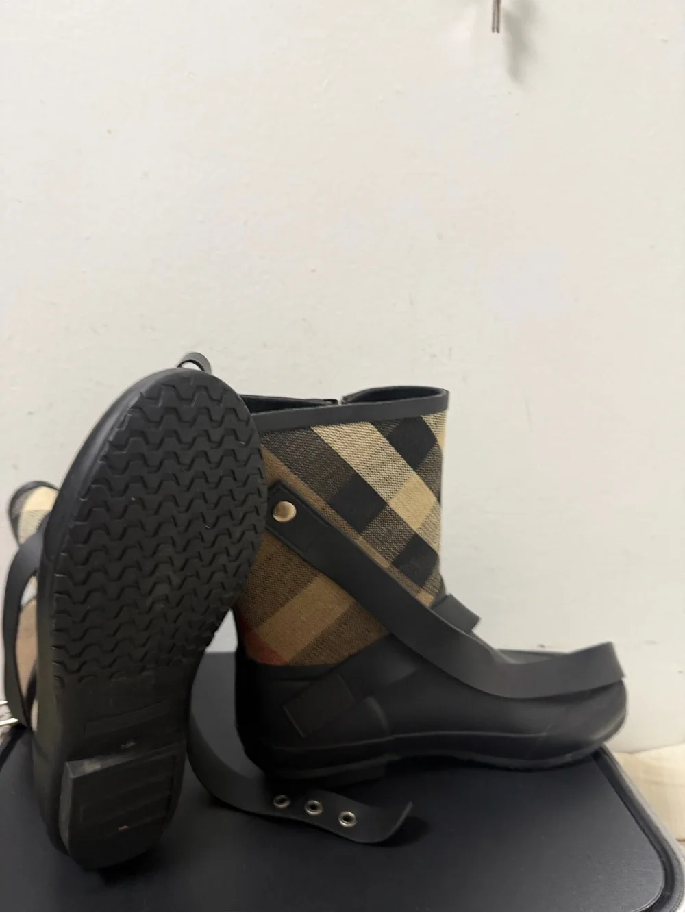 Burberry Black Halloway Nova Check Rain Boot Womens EU SIZE 38